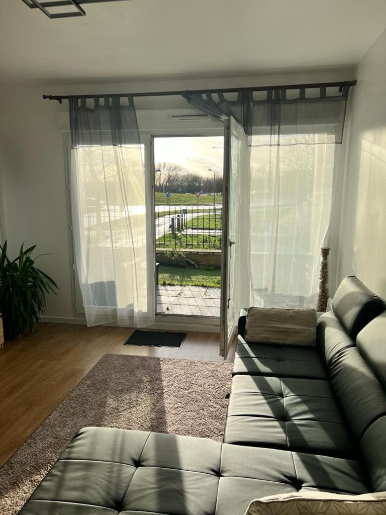 Appartement 5Min Gare Rer Disneyland Paris Val D'Europe La Vallee Village Parking Inclus Montévrain Dış mekan fotoğraf