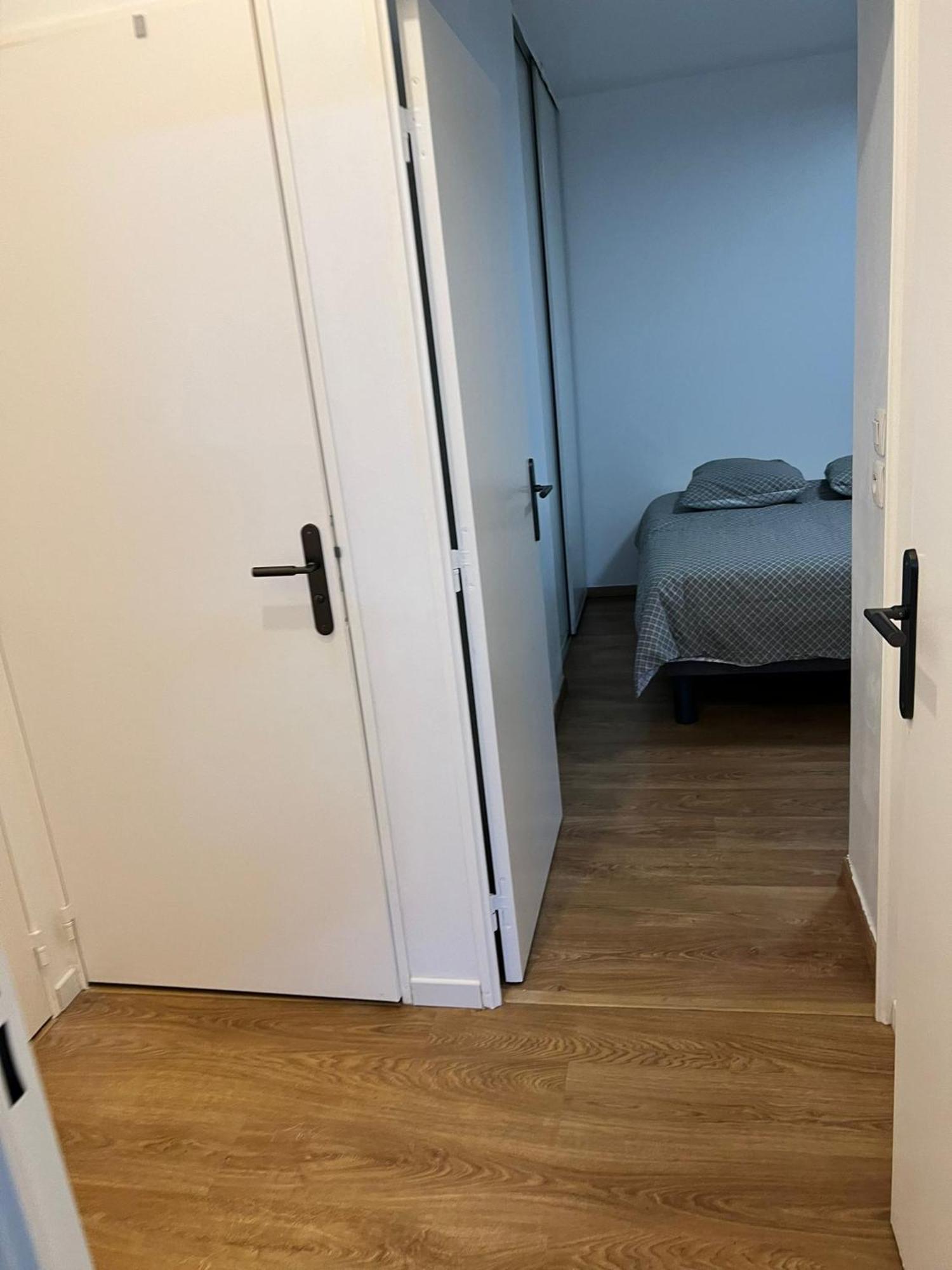 Appartement 5Min Gare Rer Disneyland Paris Val D'Europe La Vallee Village Parking Inclus Montévrain Dış mekan fotoğraf