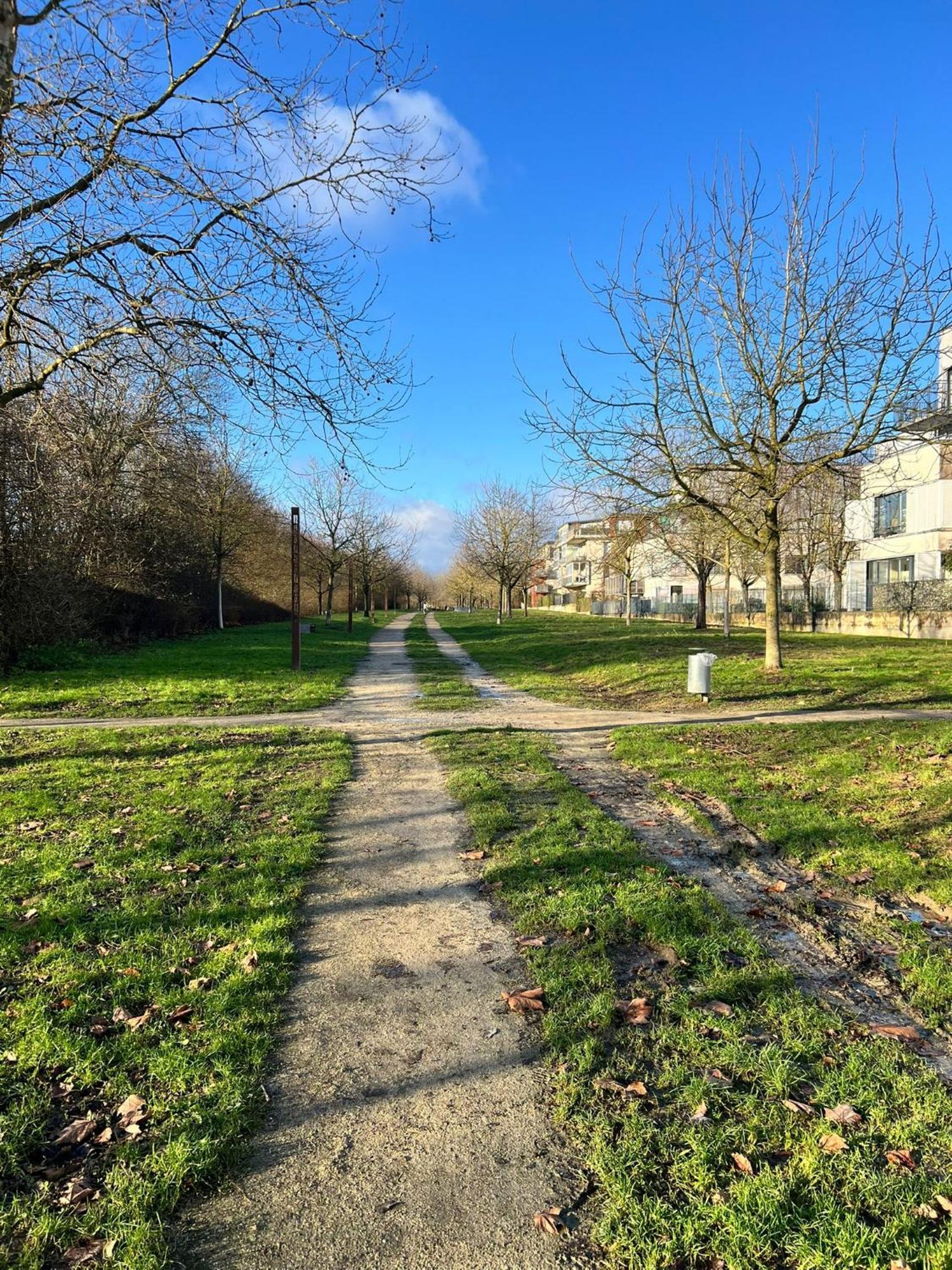 Appartement 5Min Gare Rer Disneyland Paris Val D'Europe La Vallee Village Parking Inclus Montévrain Dış mekan fotoğraf