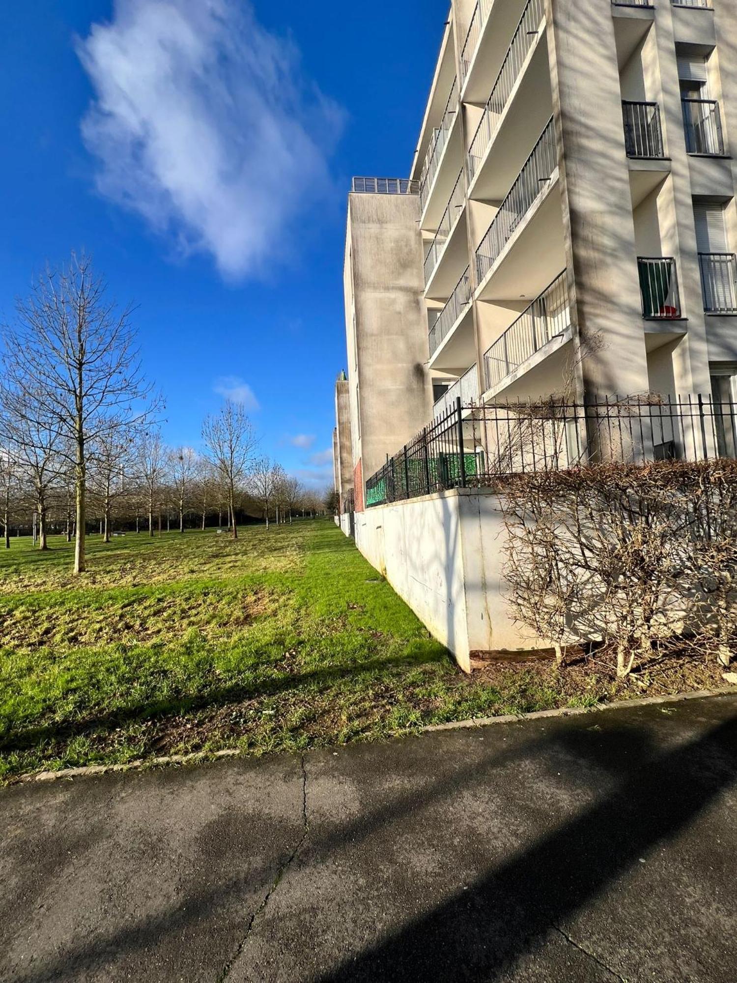 Appartement 5Min Gare Rer Disneyland Paris Val D'Europe La Vallee Village Parking Inclus Montévrain Dış mekan fotoğraf